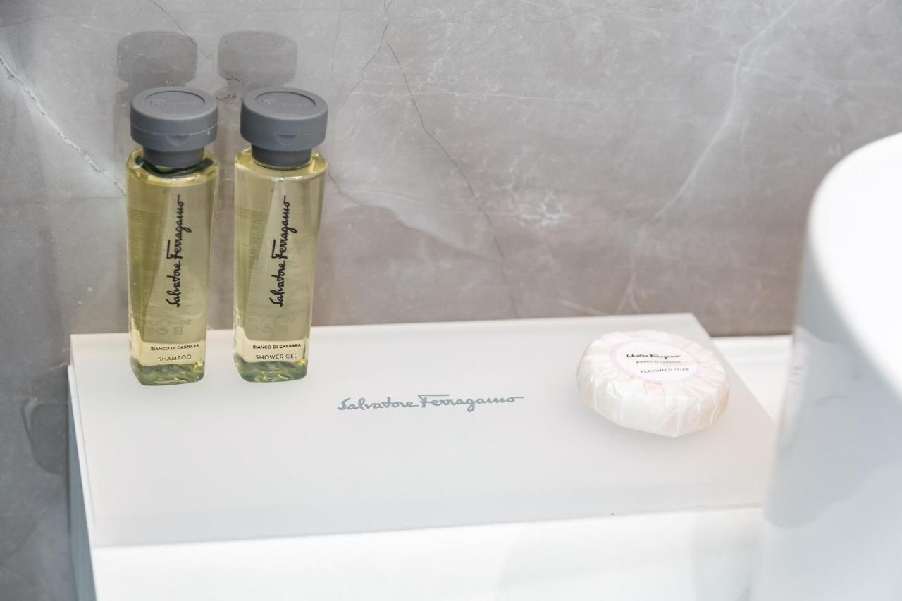 Unoseitre - Luxury & Rom